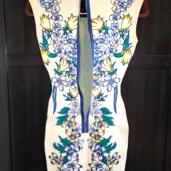 BCBG Ellena Tiger Lily Dress bodycon dress size XS - Picture 8 of 10